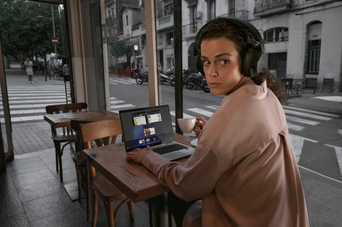 HP EliteBook 840 G11 Ultra 5 125U 14"WUXGA IPS AG 400nits 16GB DDR5 SSD512 Intel Arc Cam 5MPx 56Wh W11Pro - Galeria zdjęcie 9