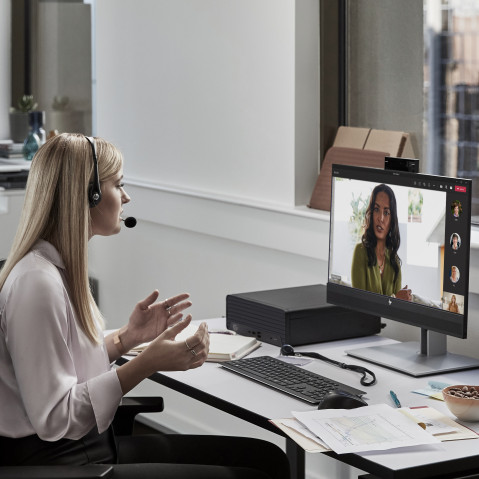 HP Pro Small Form Factor 400 G9 i3-13100 16GB DDR4 SSD256 Intel UHD DVD W11Pro 3Y OnSite - Galeria zdjęcie 6