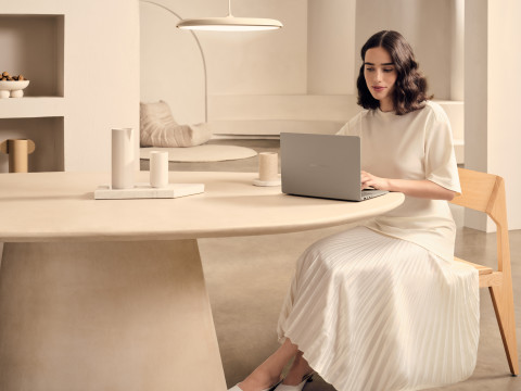 ASUS Zenbook A14 UX3407RA-QD020W X Elite X1E 78 100 14.0" WUXGA OLED 60Hz 400nits Glossy 32GB LPDDR5X SSD1TB Qualcomm Adreno GPU WLAN+BT Cam 70WHrs Win11 Zabriskie Beige - Galeria zdjęcie 12