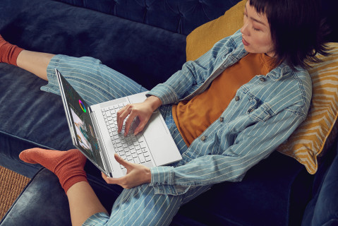 HP Envy 15-EW0013D i5-1235U 15.6" FHD IPS Touch 16GB SSD512 BT BLKB x360 Win11 Natural Silver (REPACK) 2Y - Galeria zdjęcie 18