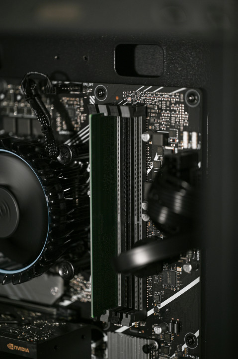 Komputer Actina Prime WS i5-14400/16GB/1TBSSD/RTXA2000/650W/W11P - Galeria zdjęcie 15