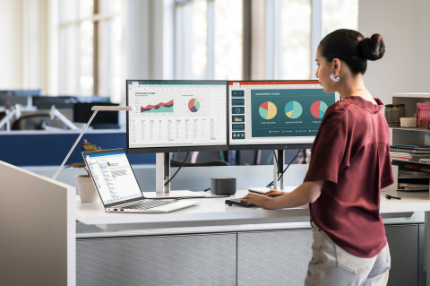 HP ProBook 450 G8 i5-1135G7 15,6"FHD AG 250nit IPS 16GB_3200MHz SSD512 IrisXe Aluminium BLK 45Wh W11Pro 2Y - Galeria zdjęcie 10