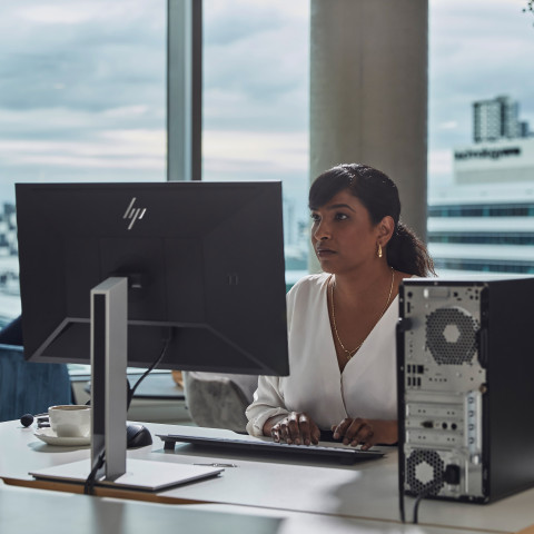 HP 400 G9 Tower i3-13100 8GB DDR4 SSD256 Intel UHD DVD W11Pro 3Y OnSite - Galeria zdjęcie 3