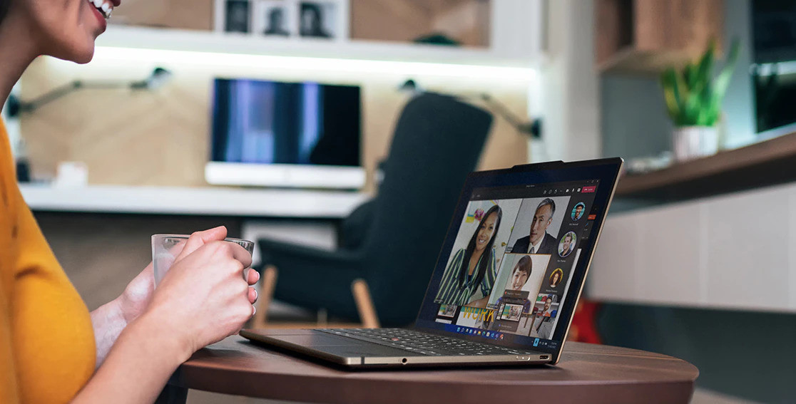 Lenovo ThinkPad Z13 G1 Ryzen 7 6850U 13.3" 2,8K Touch 16GB LPDDR5 SSD512 Radeon 680M Graphics LTE W11Pro Arctic Grey 3YRS Premier Support - zdjęcie 4