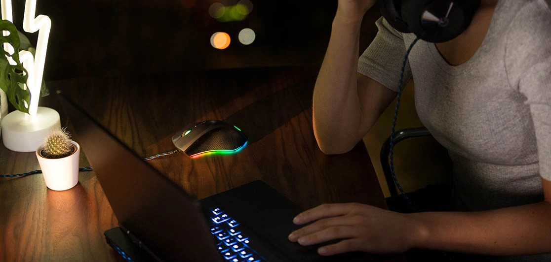 Lenovo Legion 5 15ITH6H i7-11800H 15.6" FHD IPS 300nits AG 165Hz 16GB DDR4 3200 SSD512 NVMe GeForce RTX 3060 6GB LAN NoOS Phantom Blue/Shadow Black - zdjęcie 9