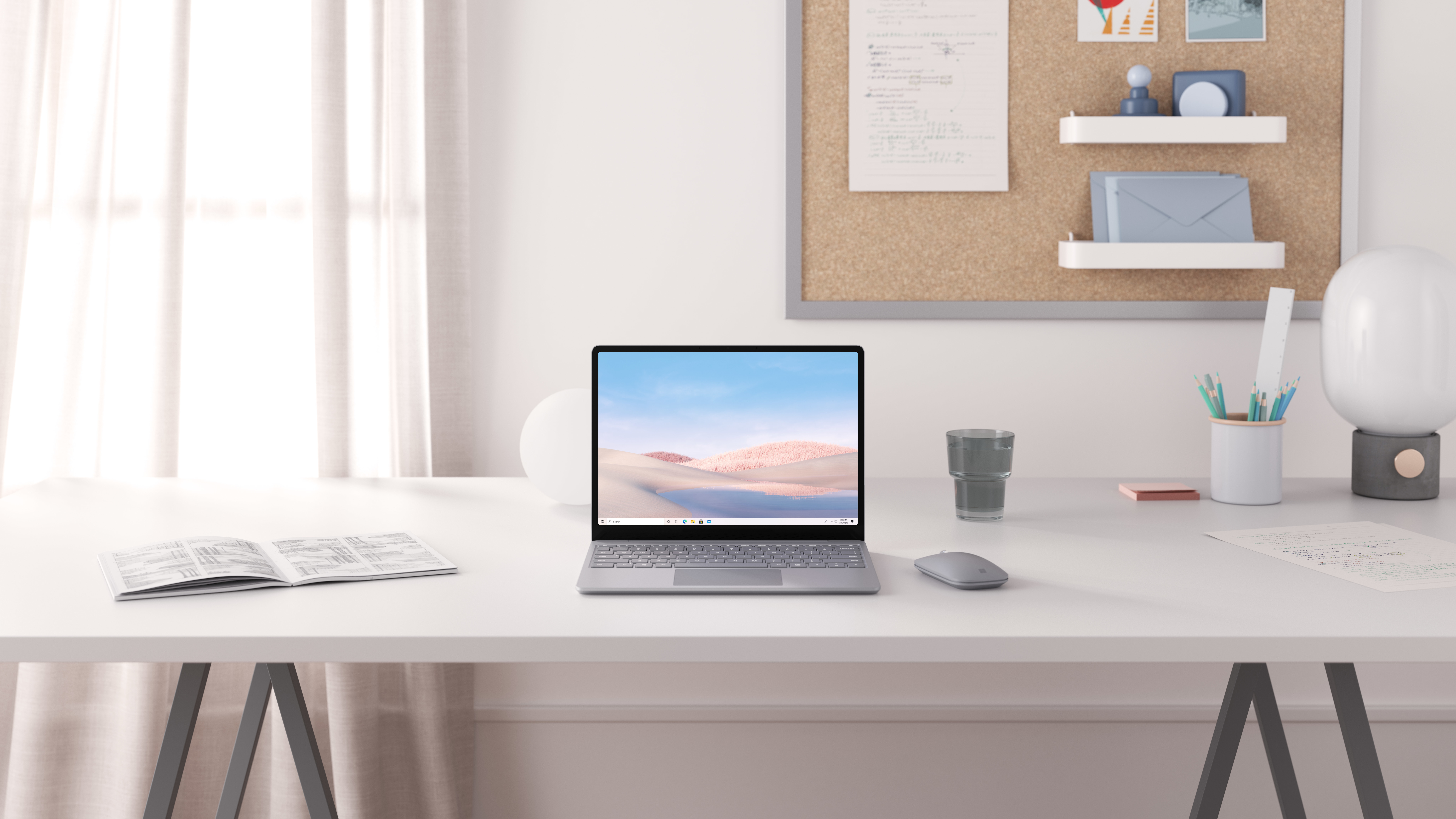 Microsoft Surface Go i5 10th/8GB/256G Win10 PRO - zdjęcie 1